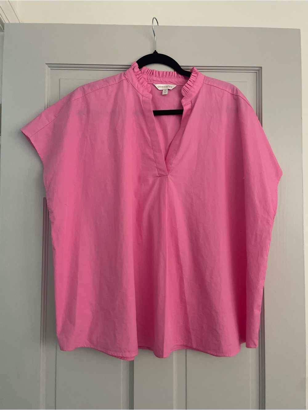 Crown & Ivy Pink Ruffle-Neck Cap Sleeve Top